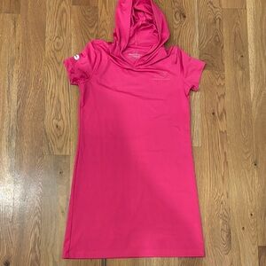 Vineyard Vines Vibrant Pink Performance Hooded Dress